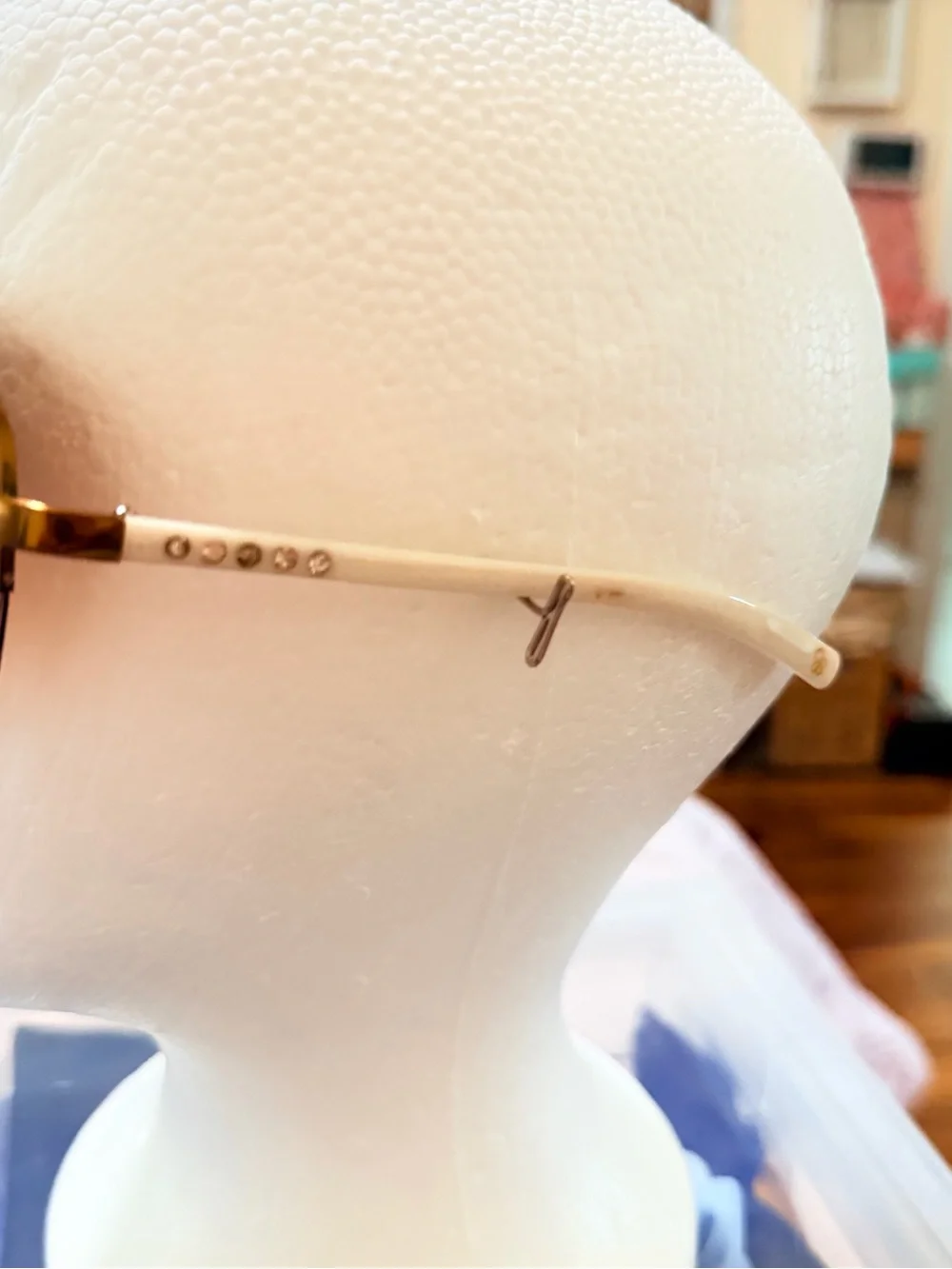Jessica Simpson Gold Frame Brown Gradient Aviator Sunglasses - Brown Lenses